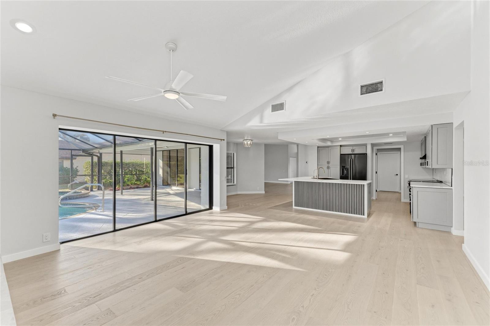 Image 30 of 74 For 5328 Dominica Circle