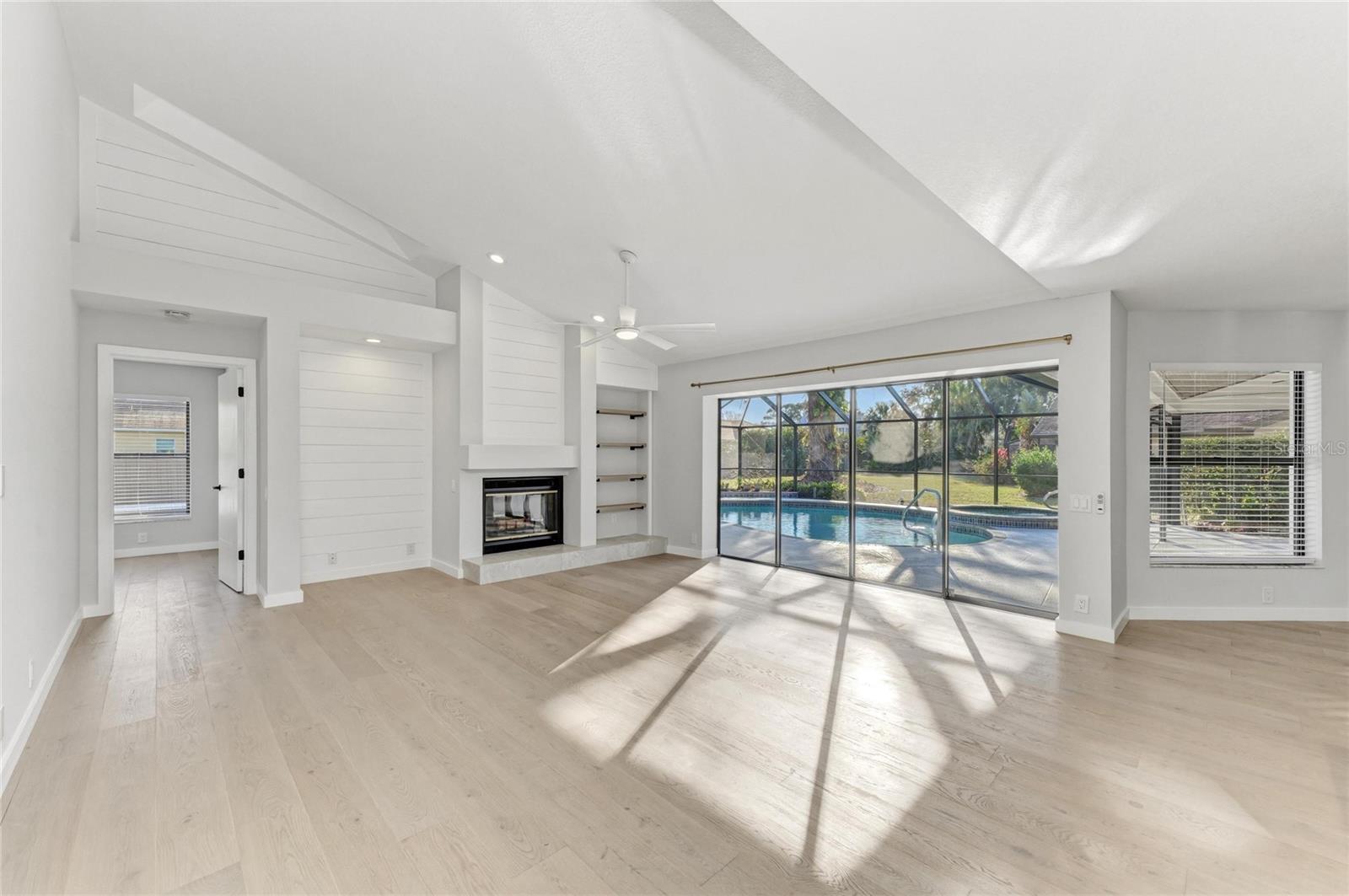 Image 32 of 74 For 5328 Dominica Circle