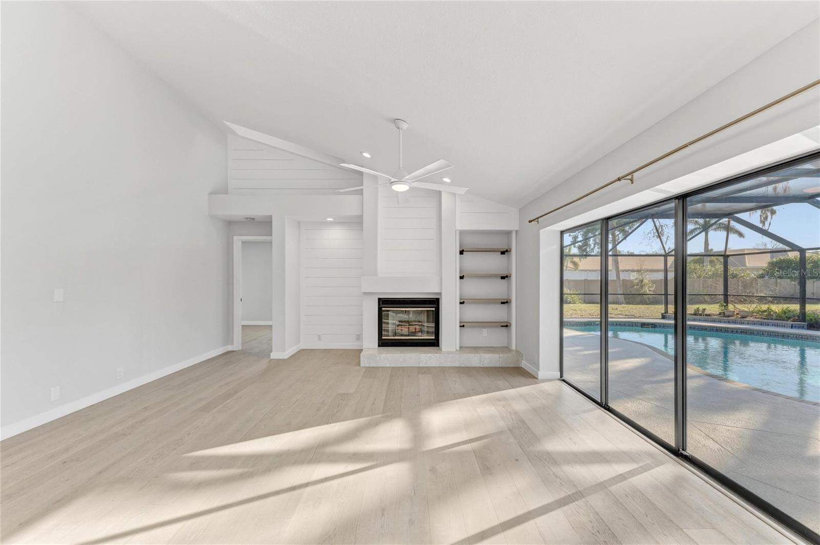 Image 36 of 74 For 5328 Dominica Circle