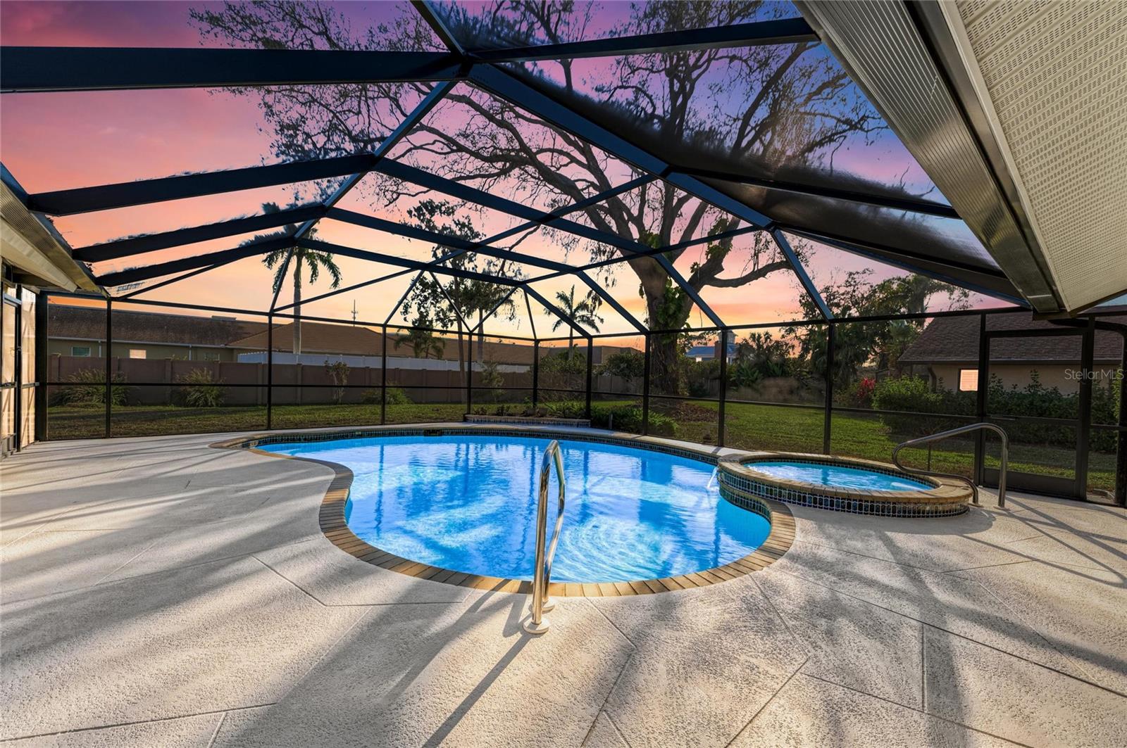 Image 39 of 74 For 5328 Dominica Circle