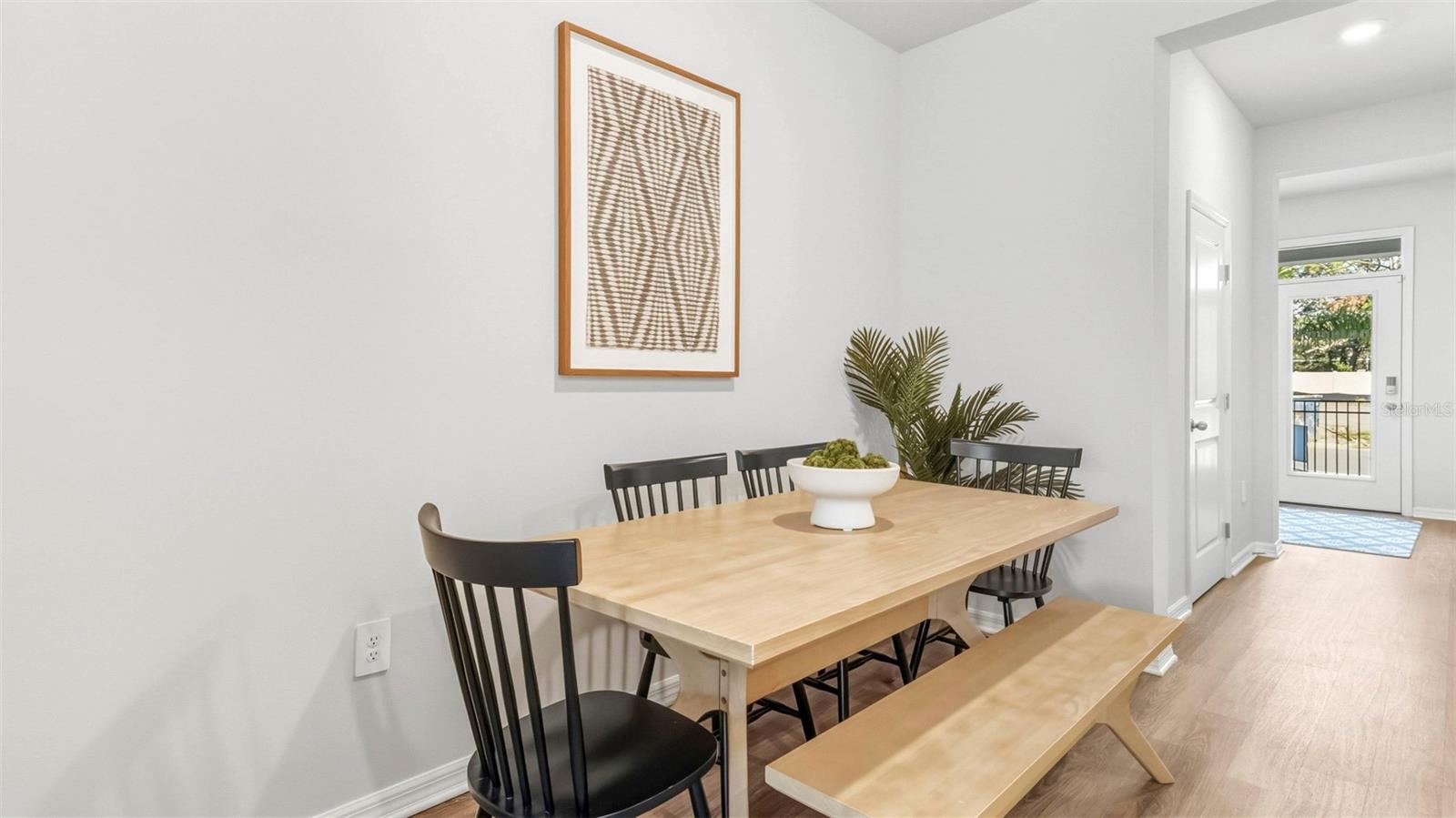 Image 5 of 18 For 4060 Gold Dust Lane