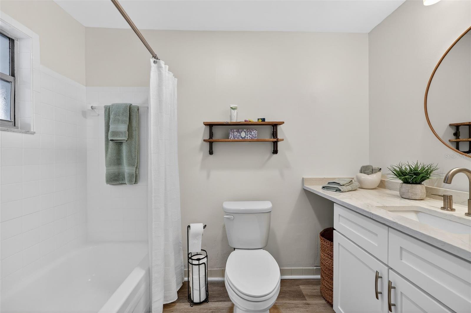 Image 19 of 21 For 102 46th Avenue Terrace W 402