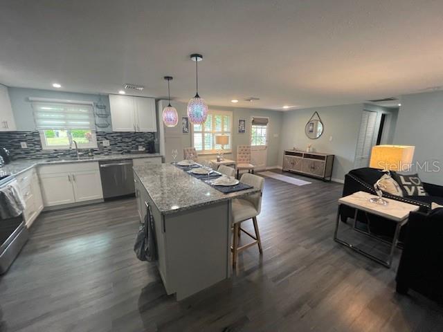 Image 3 of 47 For 2244 Palm Terrace