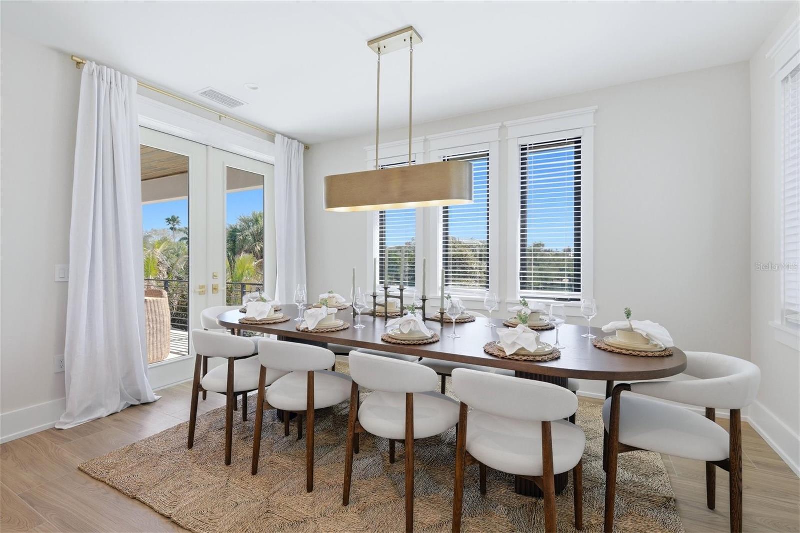 Image 13 of 83 For 319 Tarpon Street