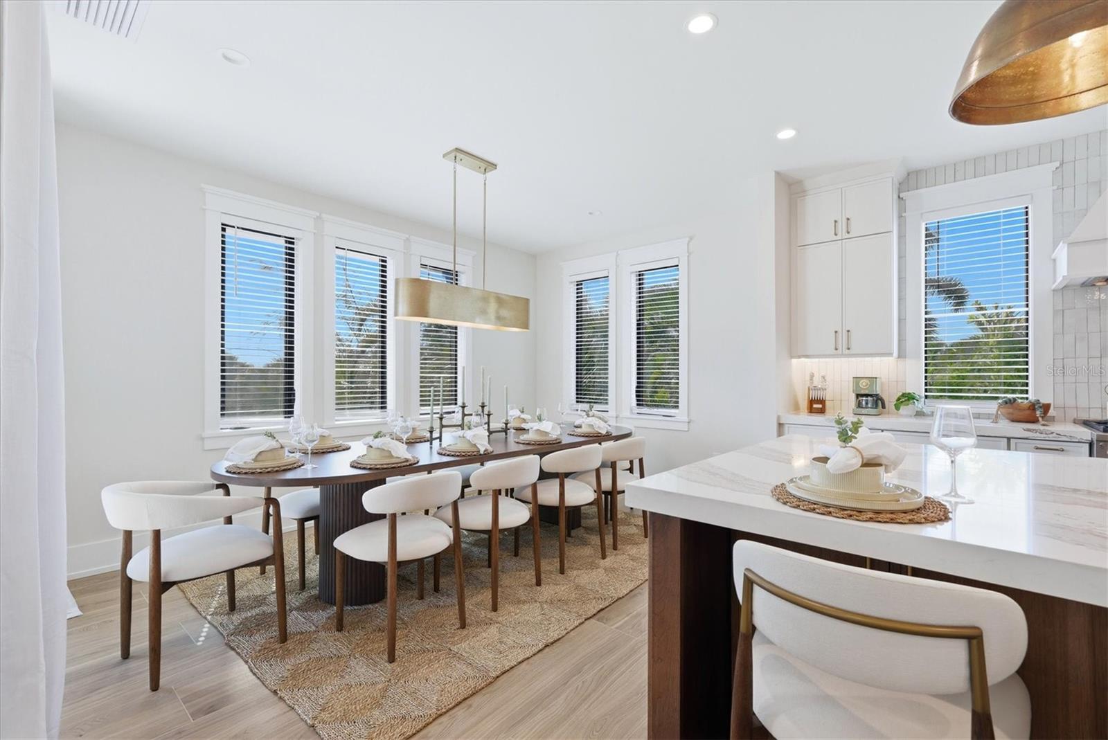 Image 14 of 83 For 319 Tarpon Street