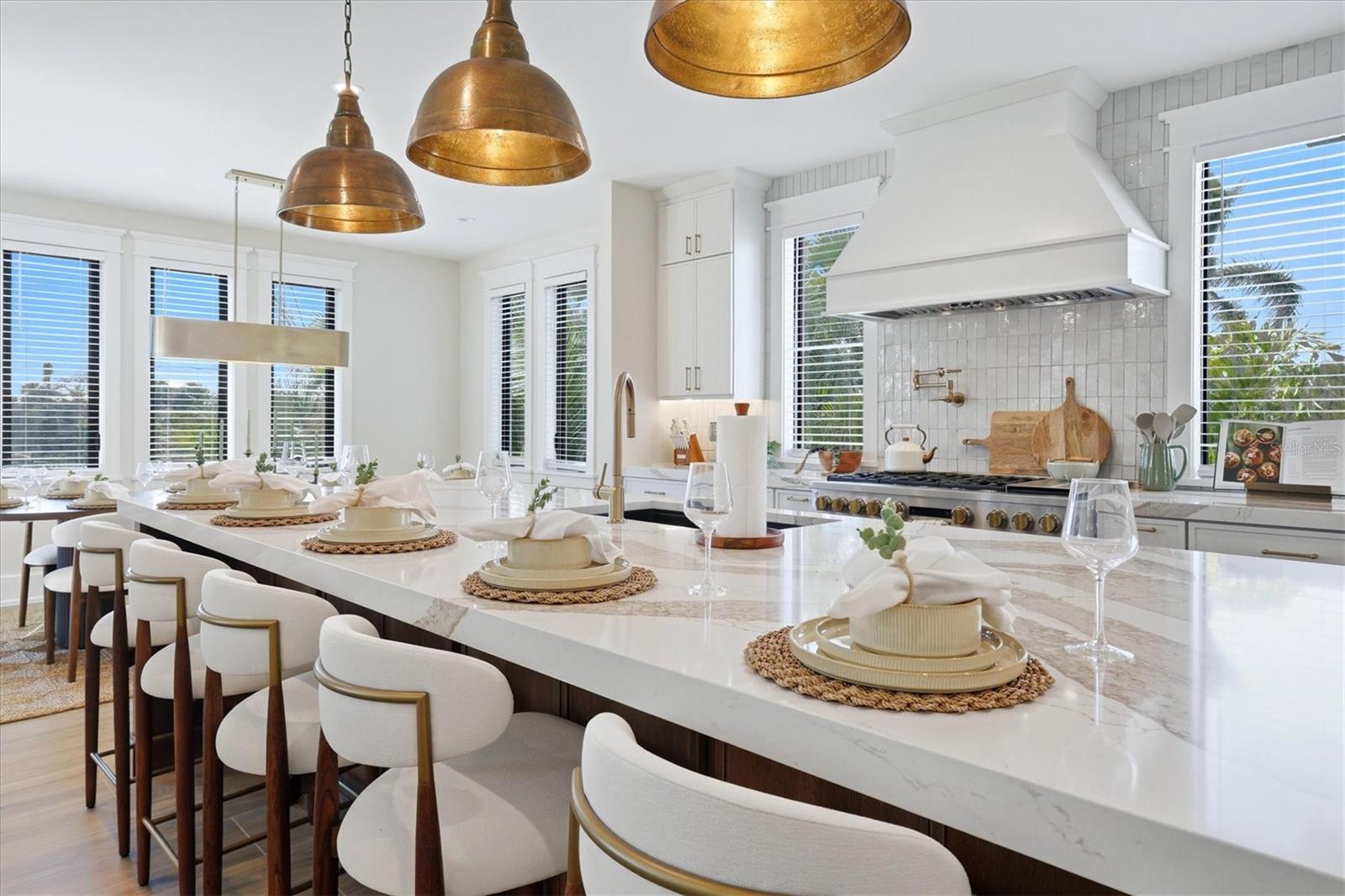 Image 16 of 83 For 319 Tarpon Street