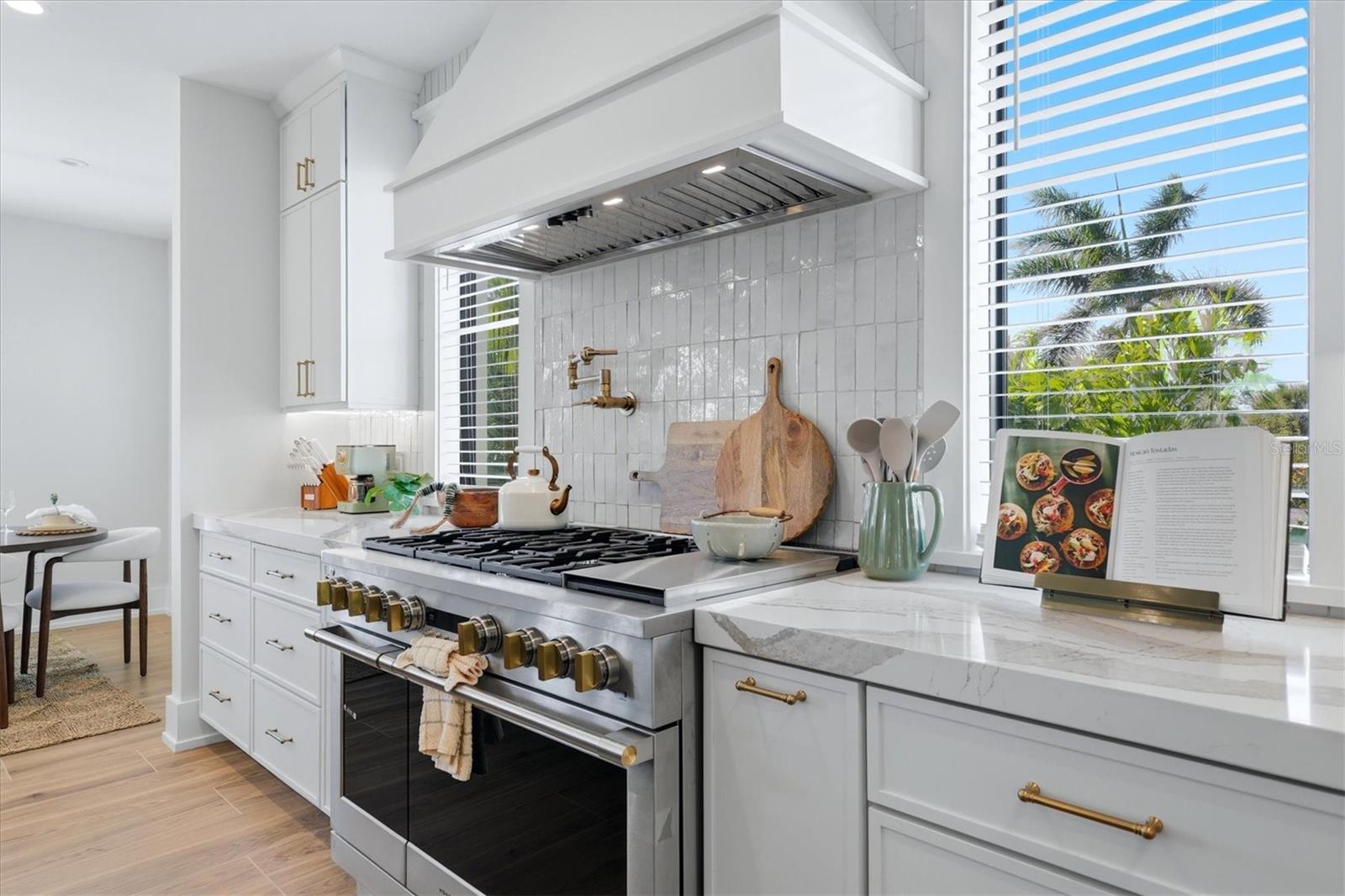 Image 19 of 83 For 319 Tarpon Street