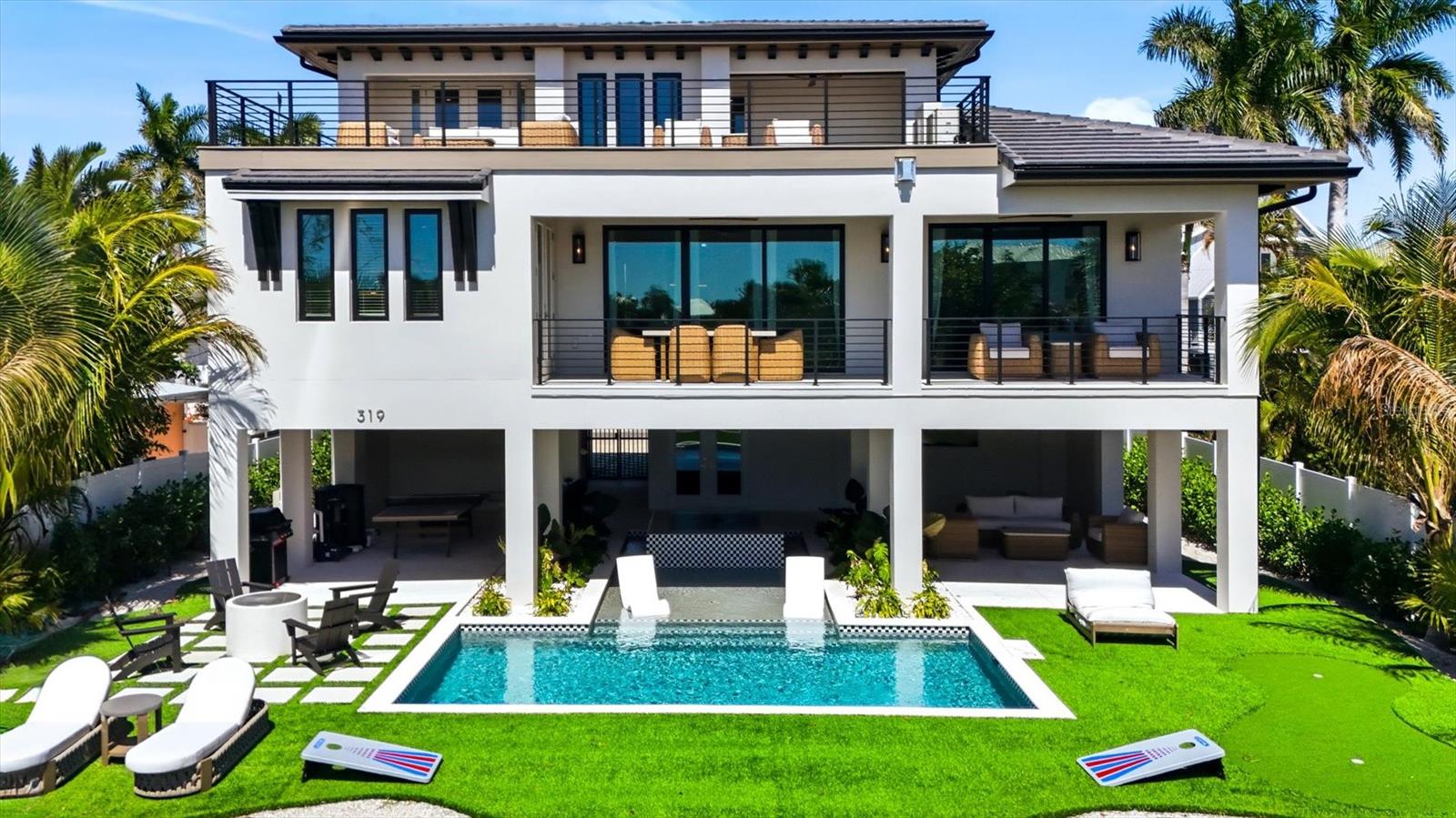 Image 3 of 83 For 319 Tarpon Street