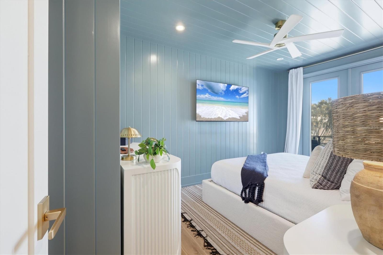 Image 30 of 83 For 319 Tarpon Street