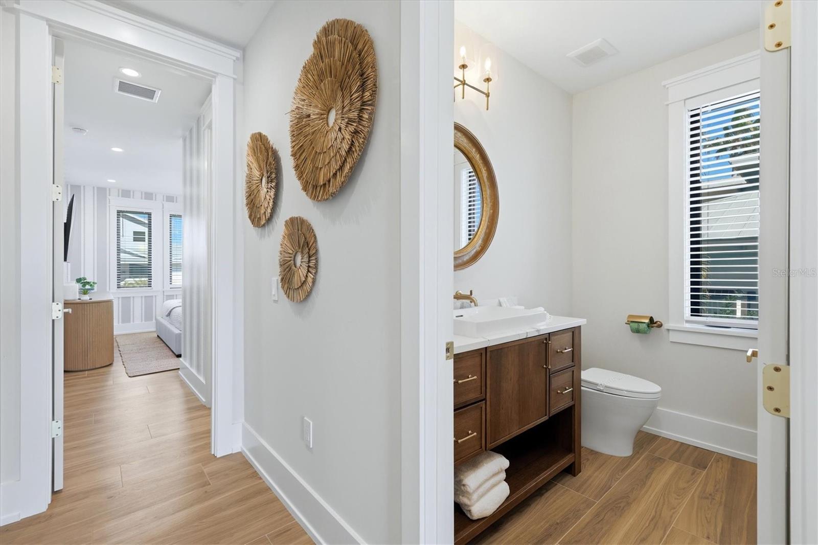 Image 34 of 83 For 319 Tarpon Street