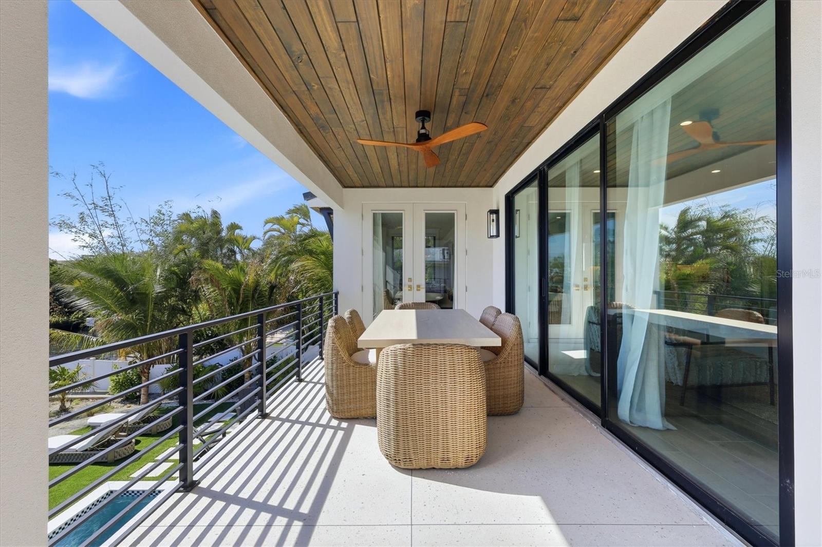 Image 39 of 83 For 319 Tarpon Street