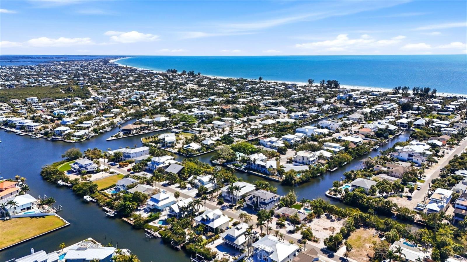 Image 81 of 83 For 319 Tarpon Street