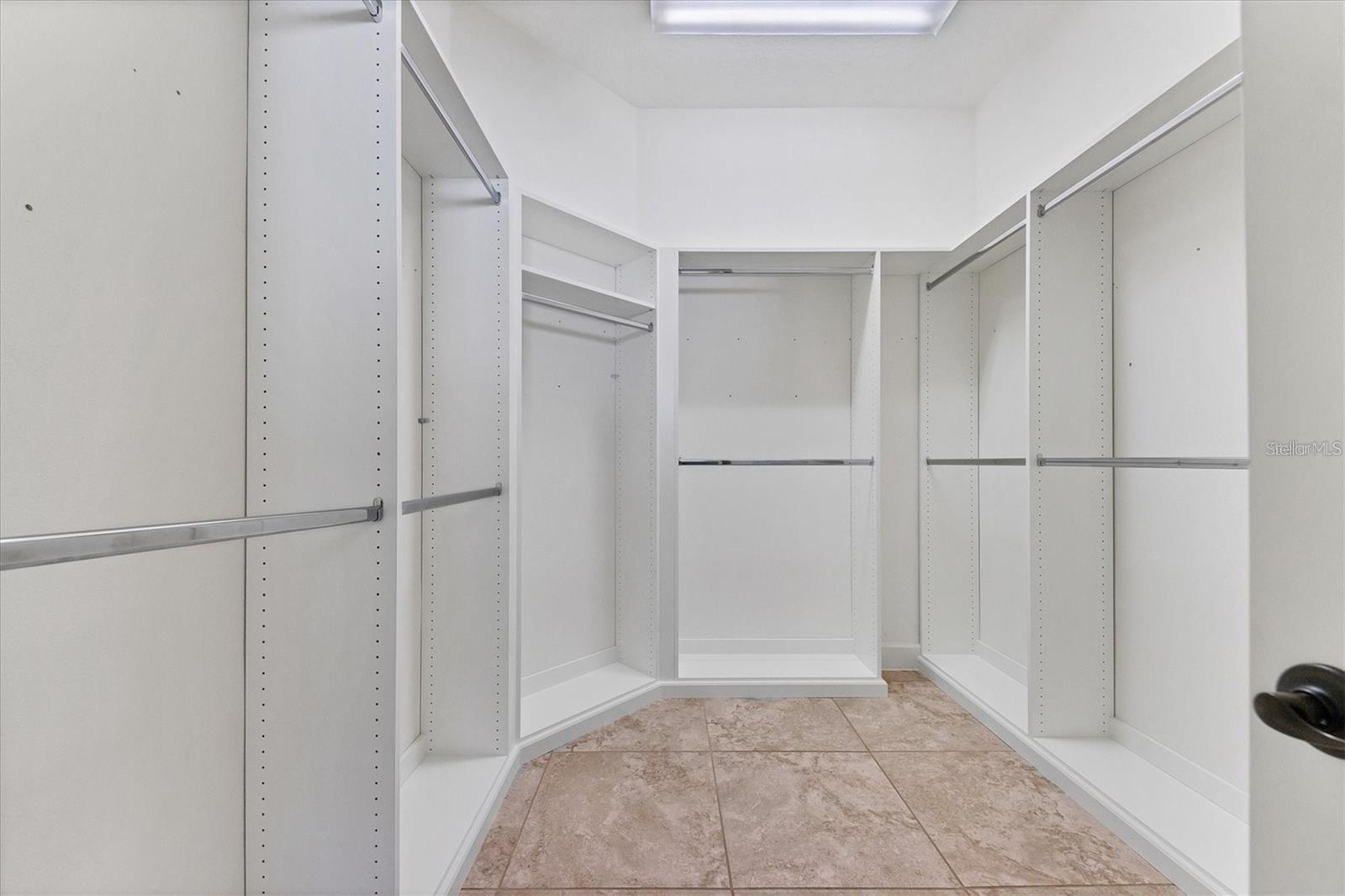 Image 20 of 35 For 5580 Semolino Street