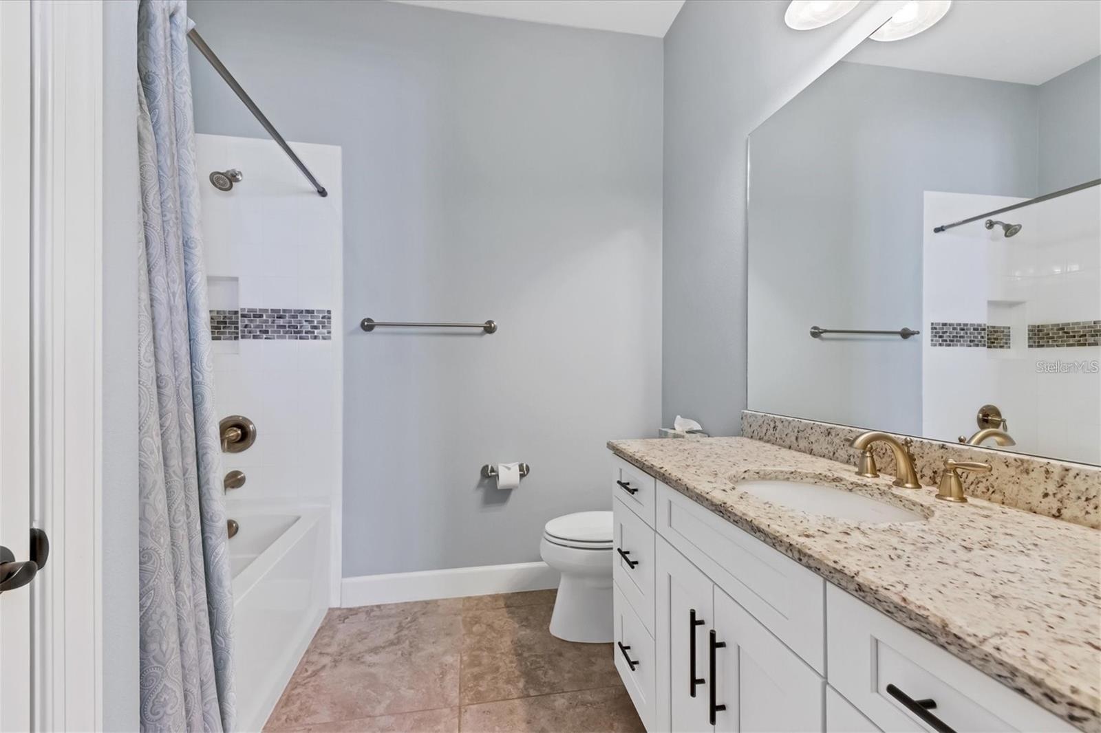 Image 22 of 35 For 5580 Semolino Street