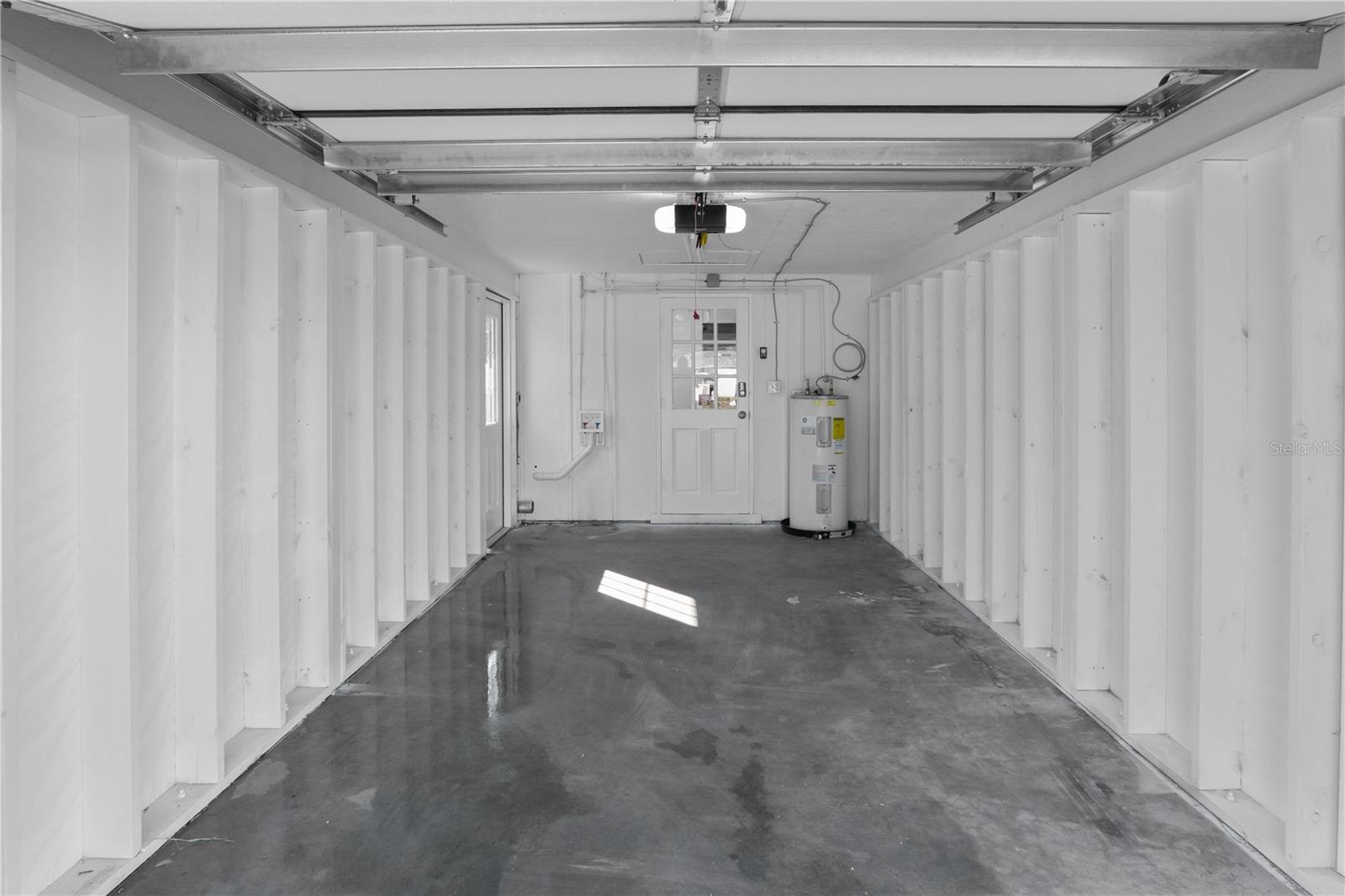 Image 4 of 19 For 3952 Coleridge Place