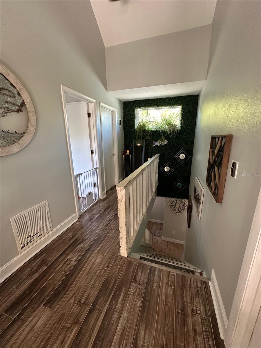 Image 14 of 26 For 4517 Groveland Avenue