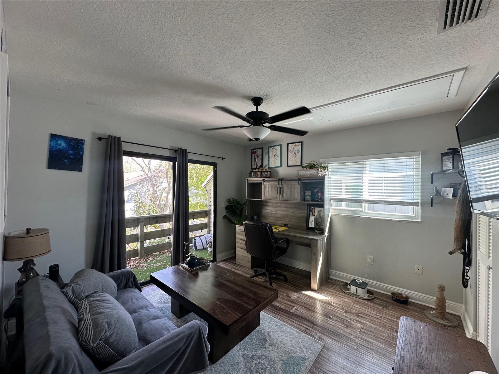 Image 16 of 26 For 4517 Groveland Avenue