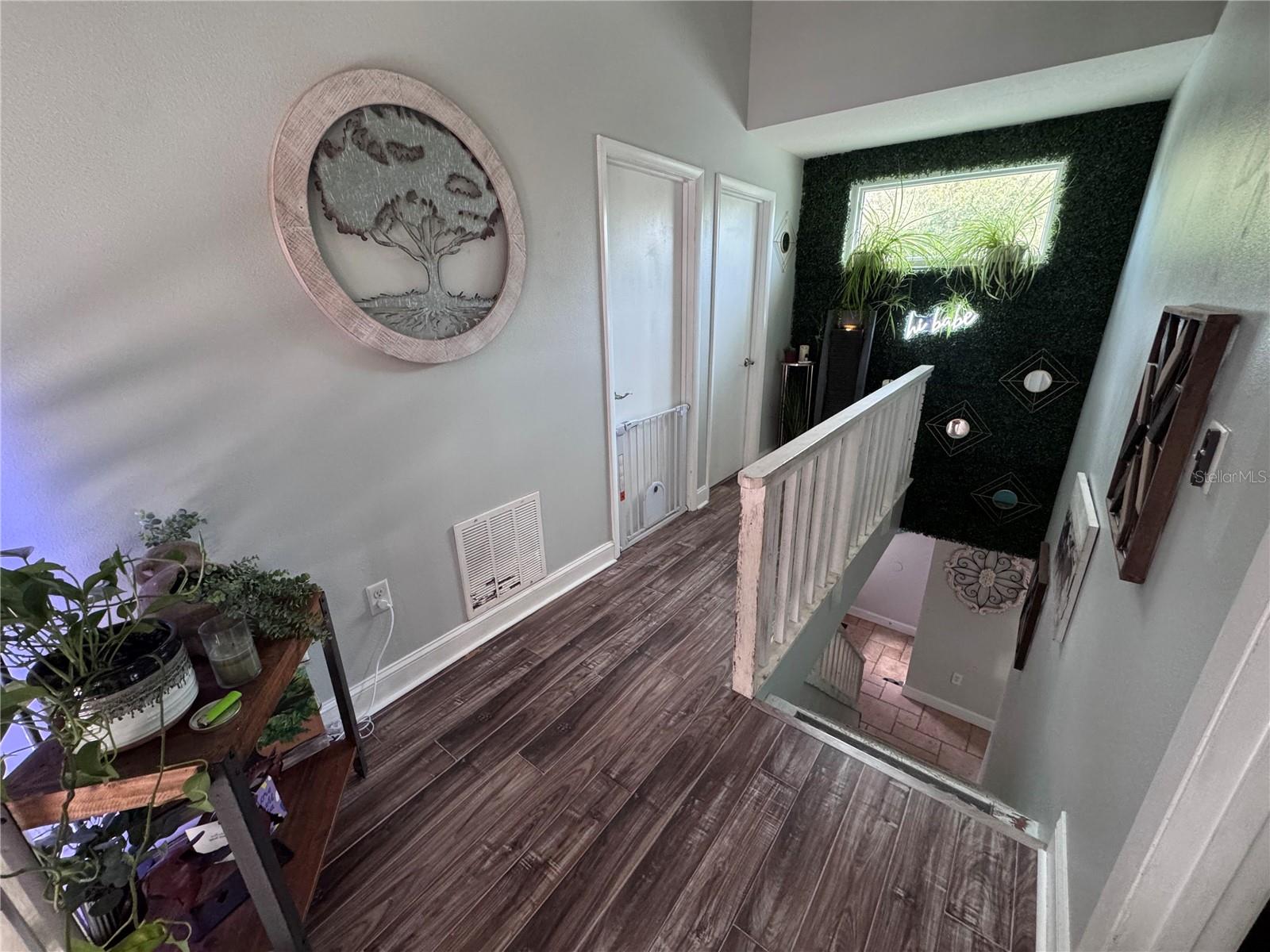 Image 9 of 26 For 4517 Groveland Avenue