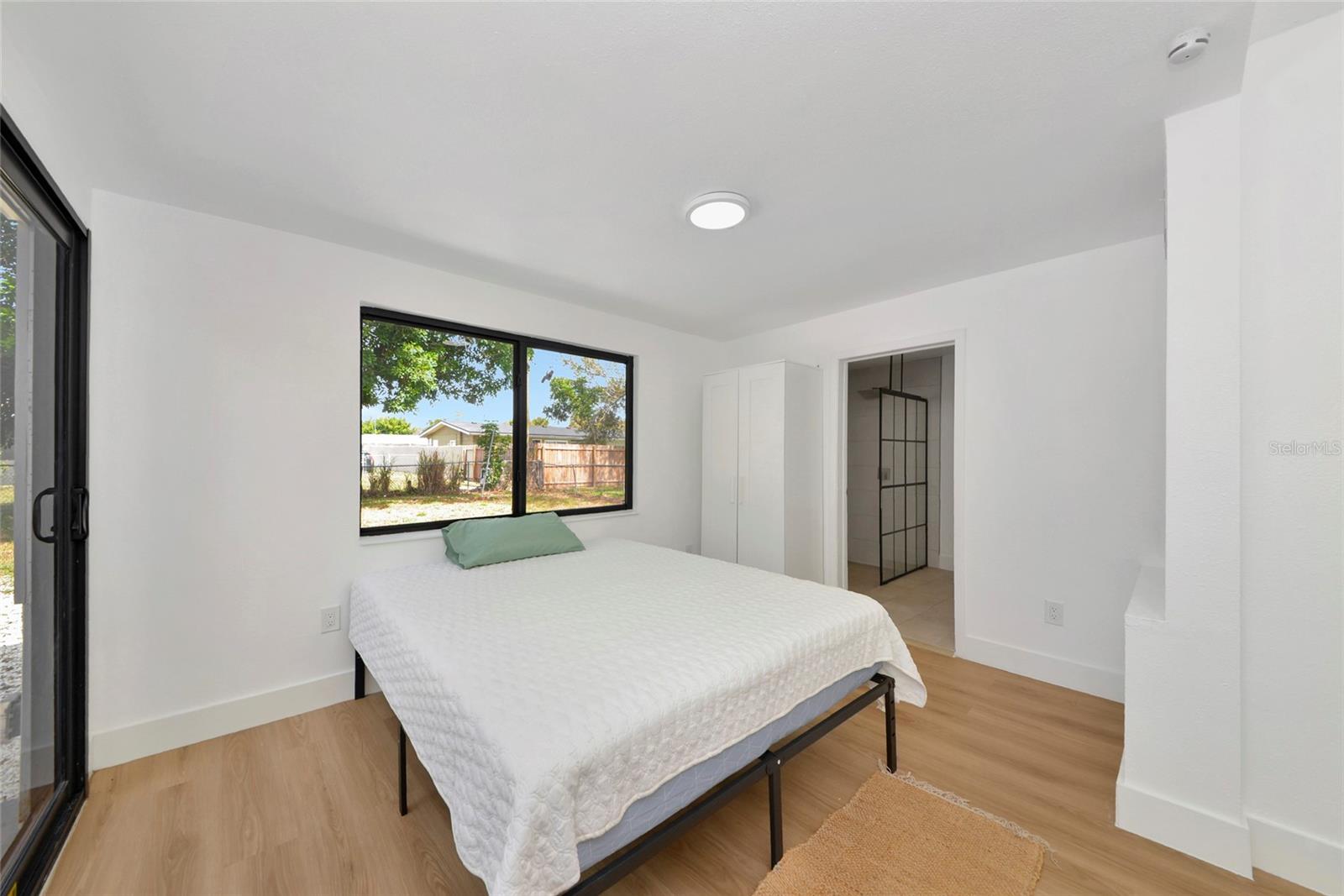 Image 13 of 27 For 2239 Worrington Street