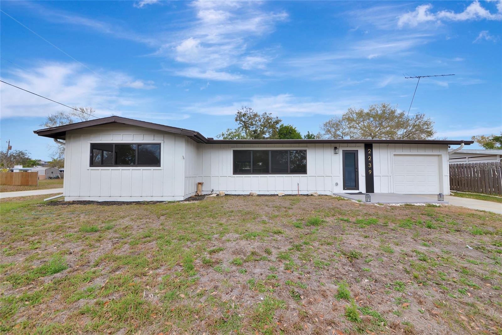 Image 2 of 27 For 2239 Worrington Street