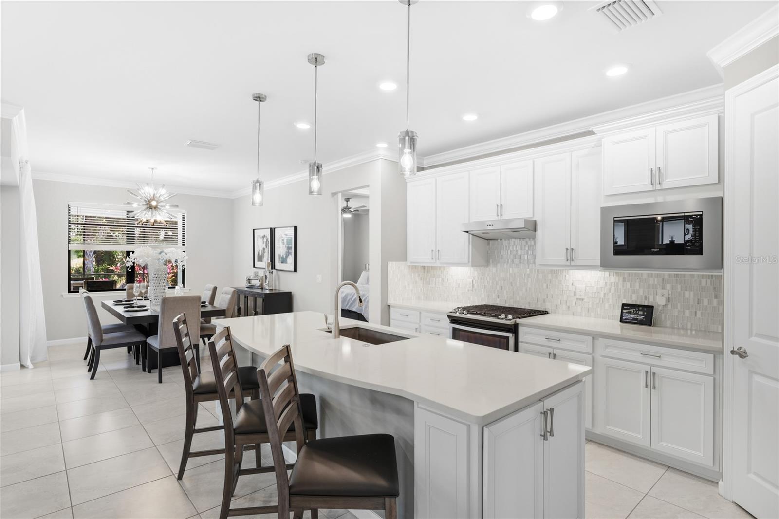 Image 12 of 43 For 12458 Marsh Pointe Road