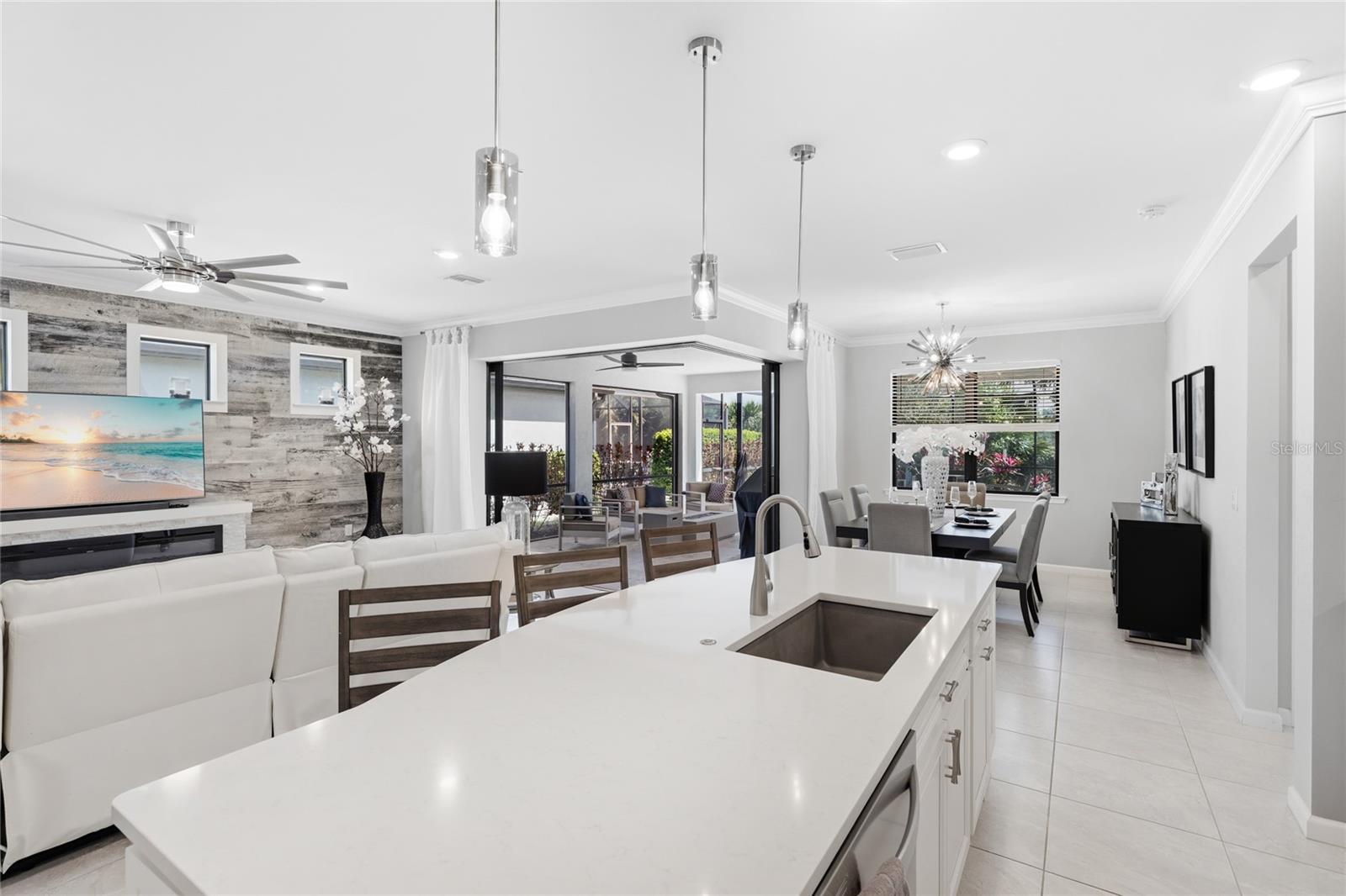 Image 13 of 43 For 12458 Marsh Pointe Road