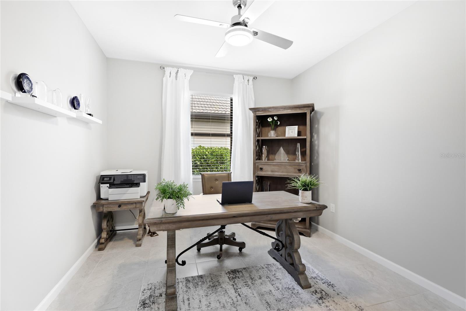 Image 24 of 43 For 12458 Marsh Pointe Road