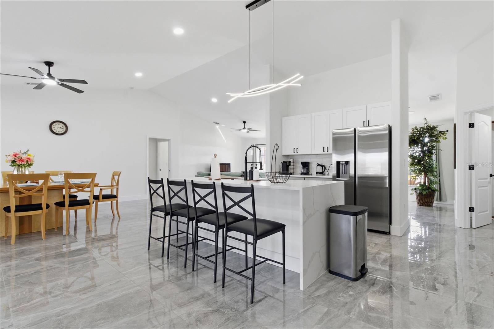 Image 7 of 46 For 619 26th Terrace