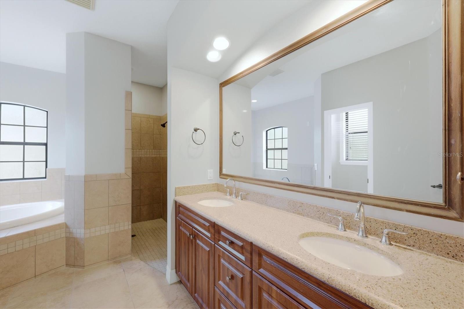 Image 21 of 35 For 4751 Sweetshade Drive