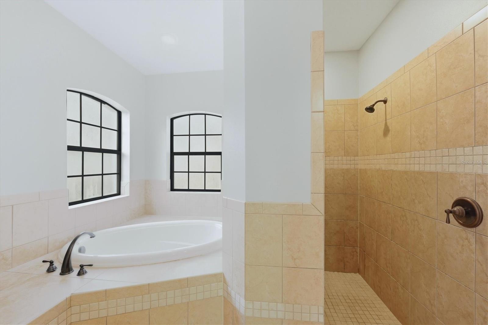 Image 22 of 35 For 4751 Sweetshade Drive