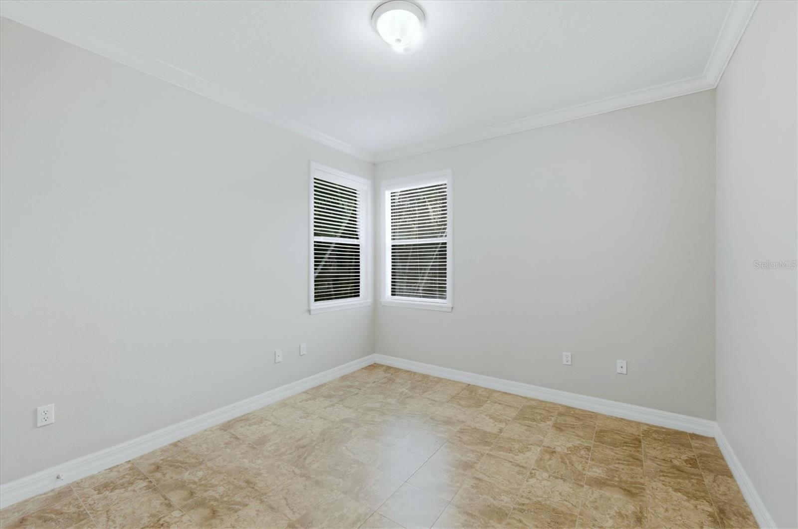 Image 23 of 35 For 4751 Sweetshade Drive