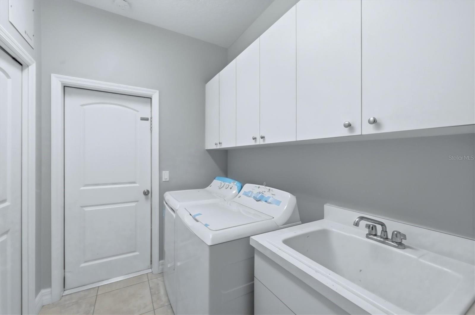 Image 27 of 35 For 4751 Sweetshade Drive