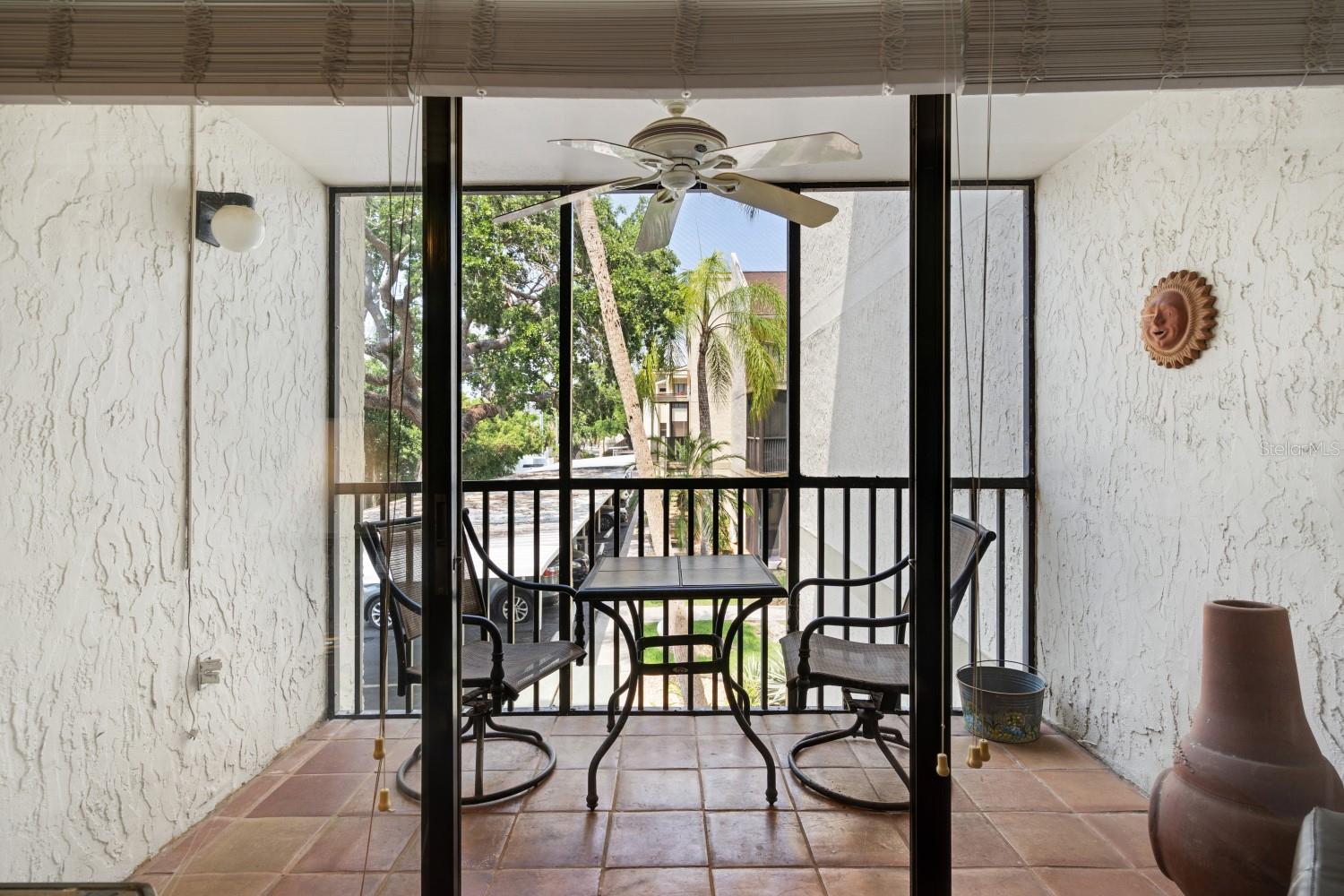 Image 13 of 53 For 6157 Midnight Pass Road E22