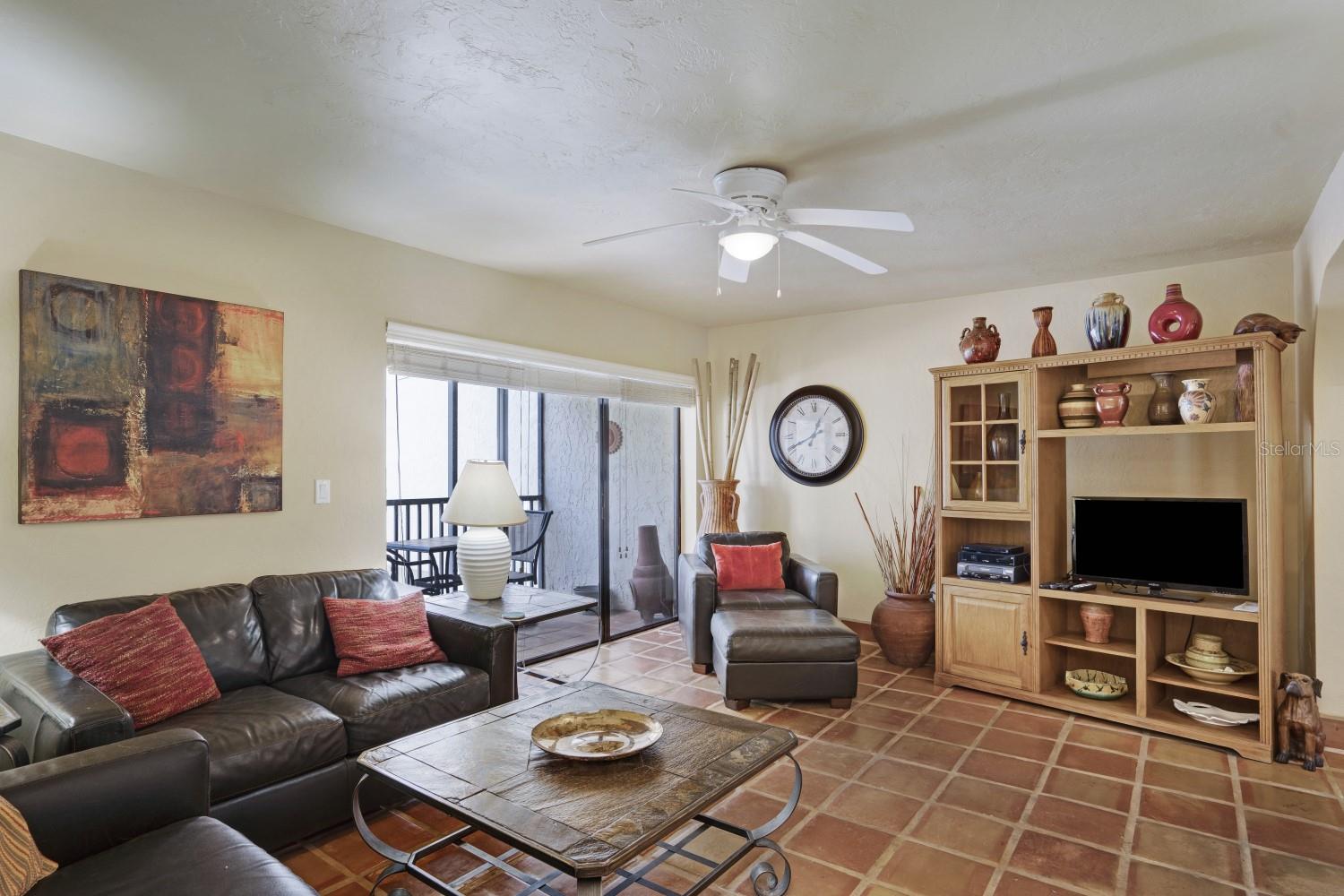 Image 31 of 53 For 6157 Midnight Pass Road E22