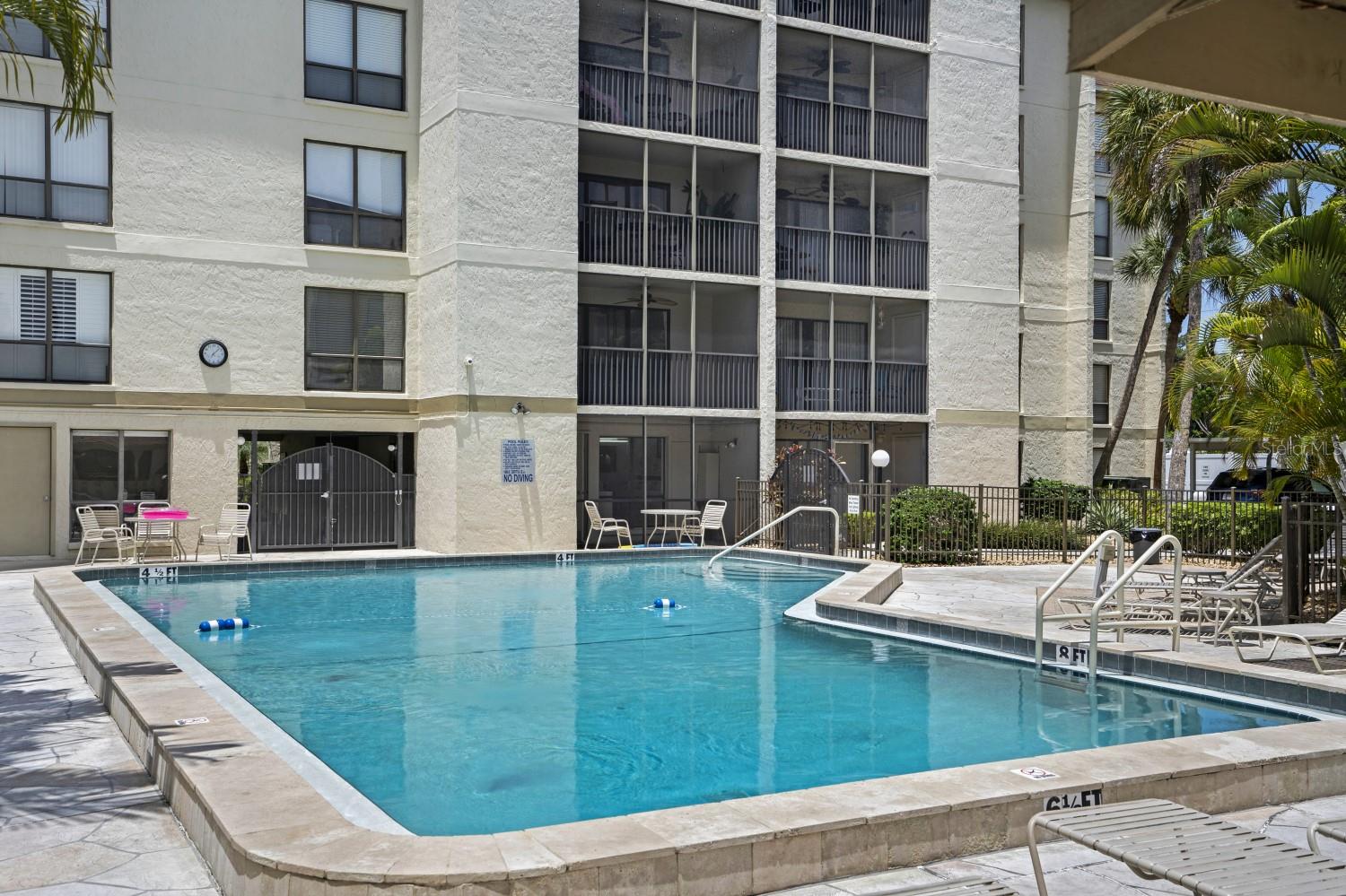 Image 48 of 53 For 6157 Midnight Pass Road E22