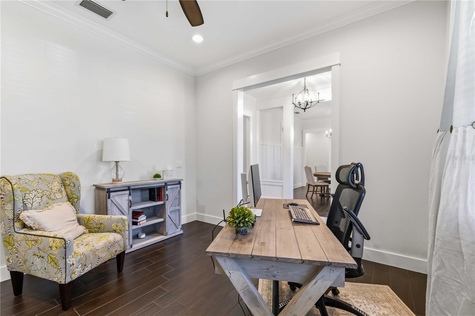 Image 19 of 58 For 7101 16th Avenue Nw