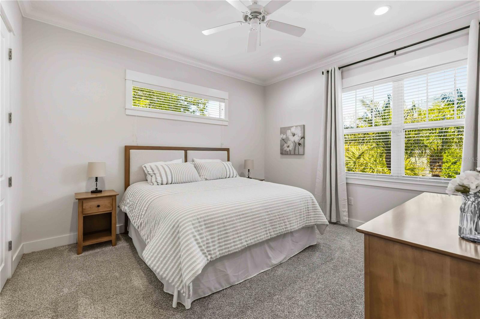 Image 20 of 58 For 7101 16th Avenue Nw