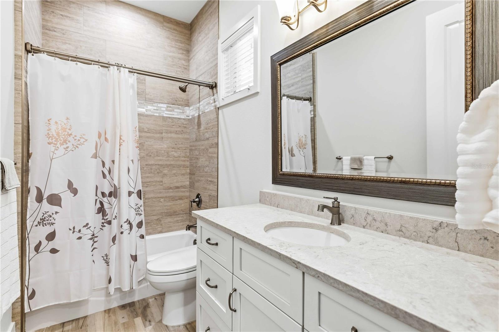 Image 21 of 58 For 7101 16th Avenue Nw