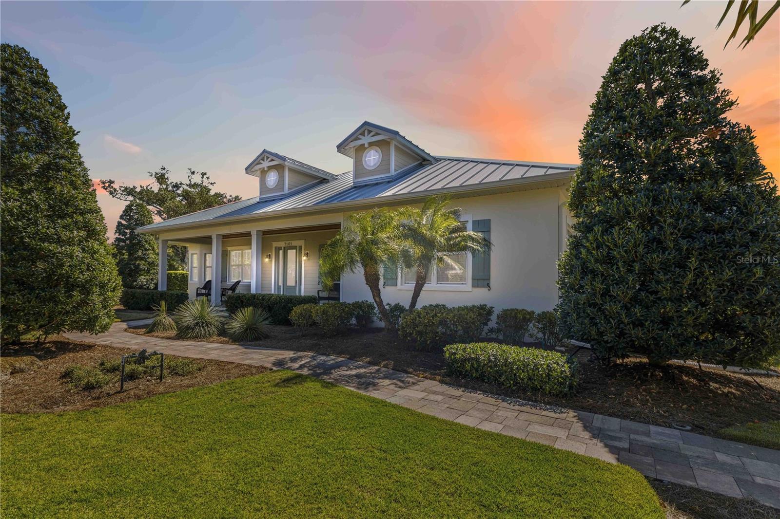 Image 3 of 58 For 7101 16th Avenue Nw