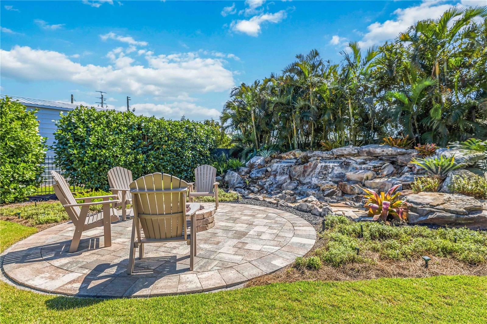 Image 36 of 58 For 7101 16th Avenue Nw