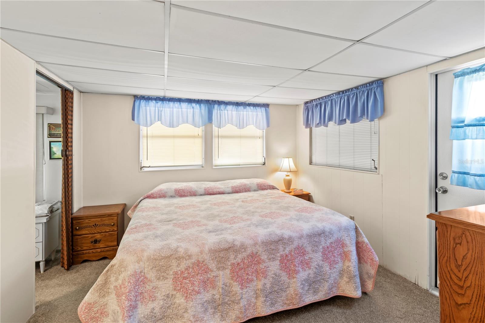 Image 15 of 37 For 508 50th Avenue Plaza W