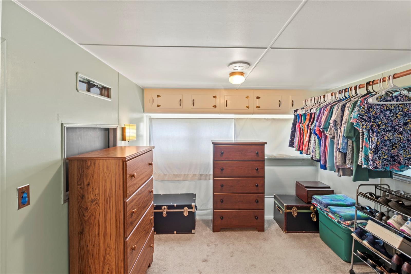 Image 16 of 37 For 508 50th Avenue Plaza W