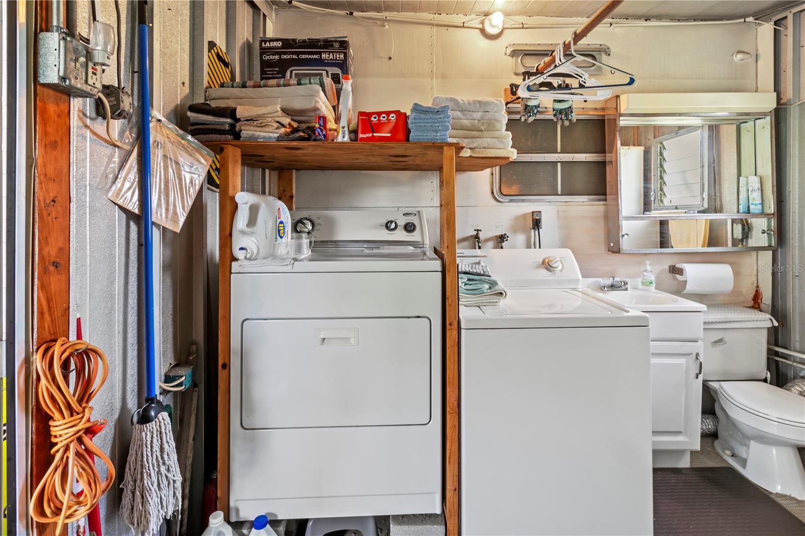 Image 24 of 37 For 508 50th Avenue Plaza W