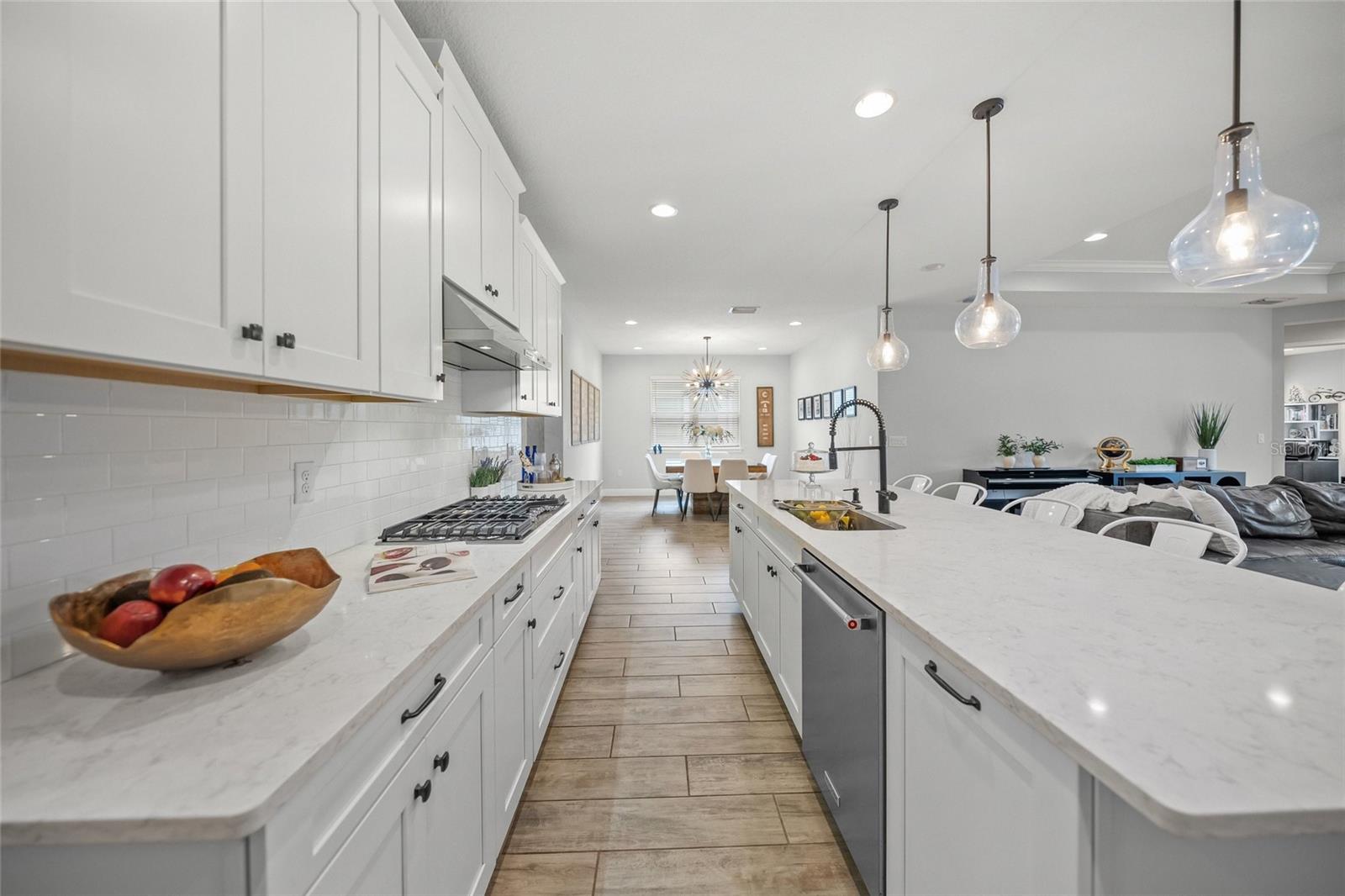 Image 22 of 58 For 5617 Long Shore Loop