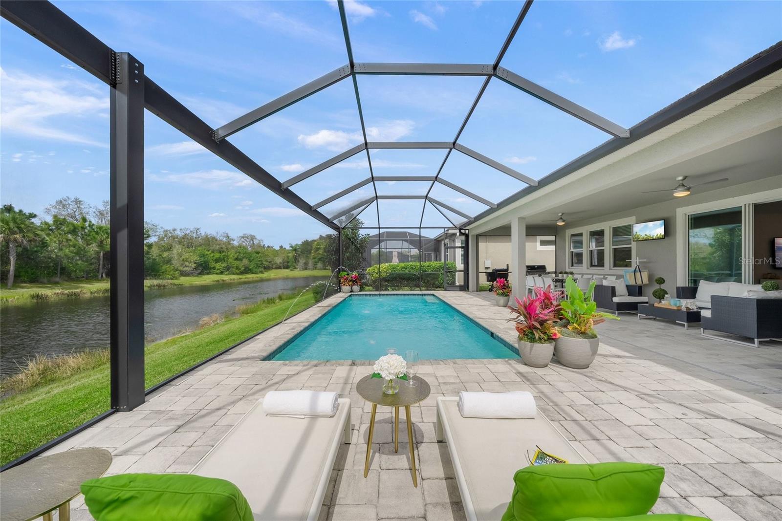 Image 36 of 58 For 5617 Long Shore Loop