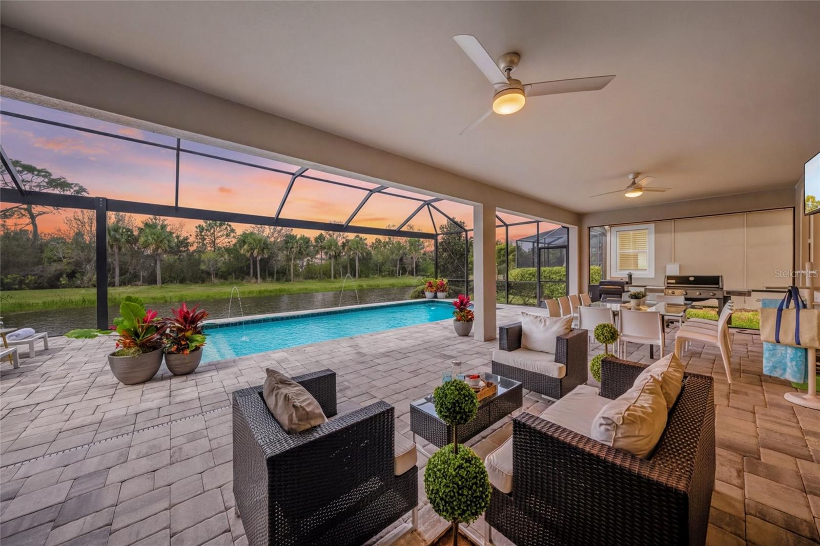 Image 5 of 58 For 5617 Long Shore Loop