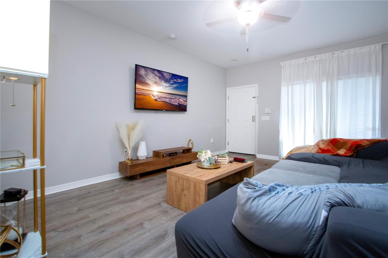 Image 10 of 27 For 311 Cape Harbour Loop 103