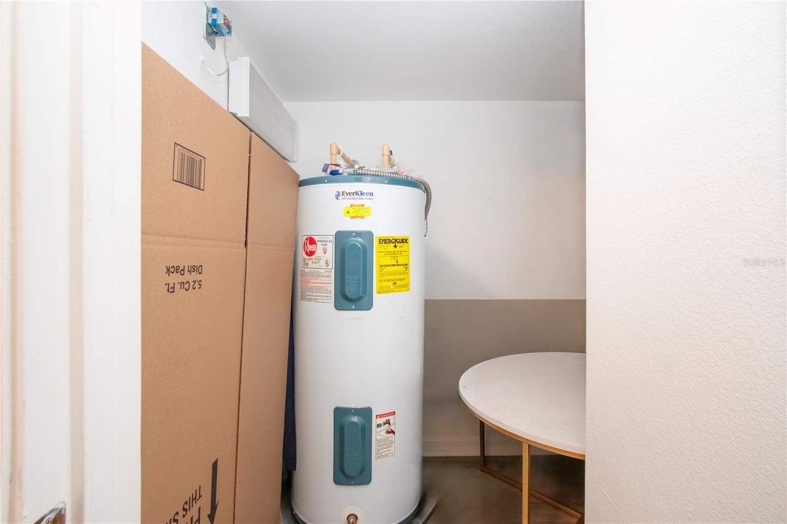 Image 14 of 27 For 311 Cape Harbour Loop 103