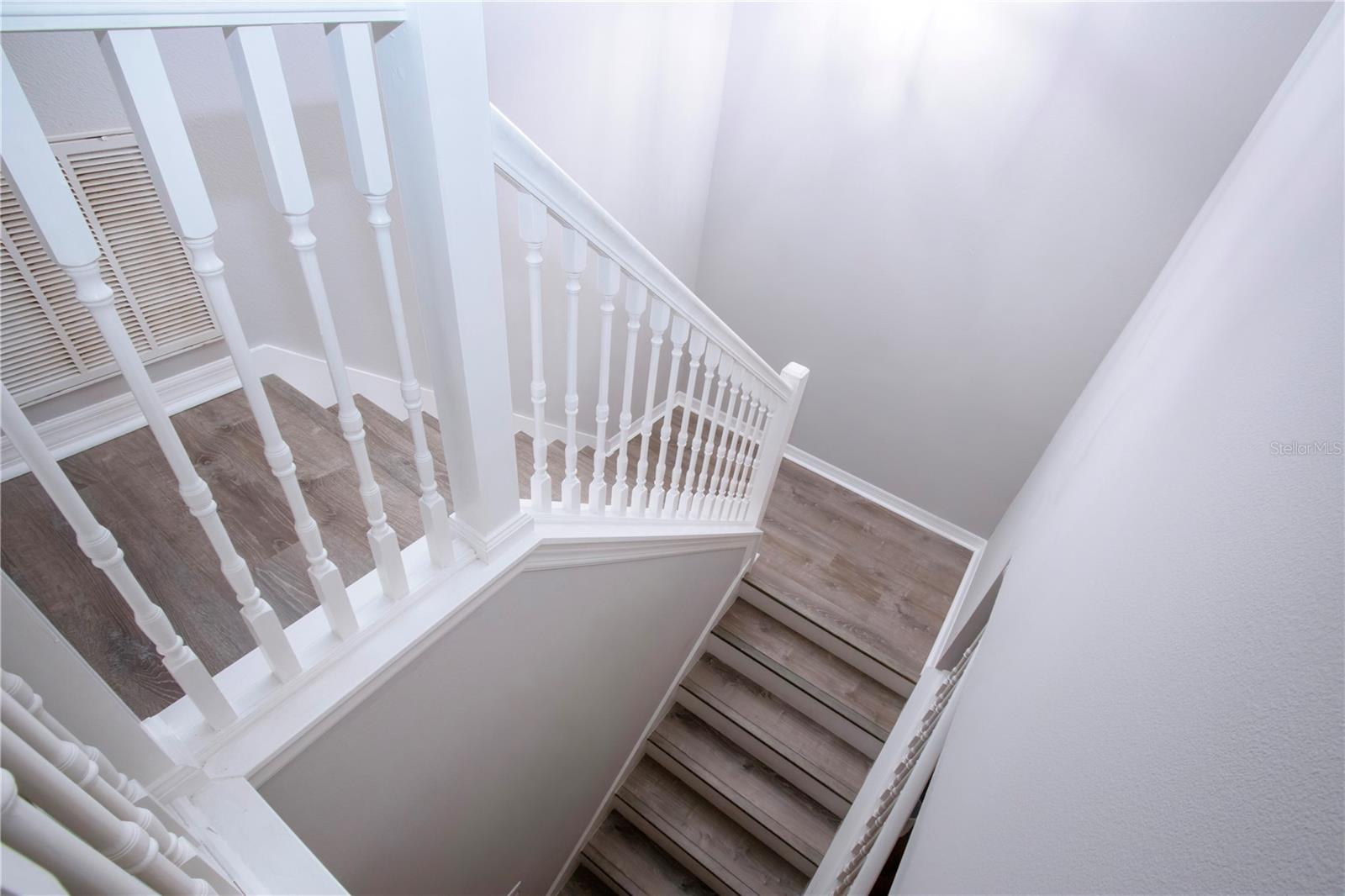 Image 18 of 27 For 311 Cape Harbour Loop 103