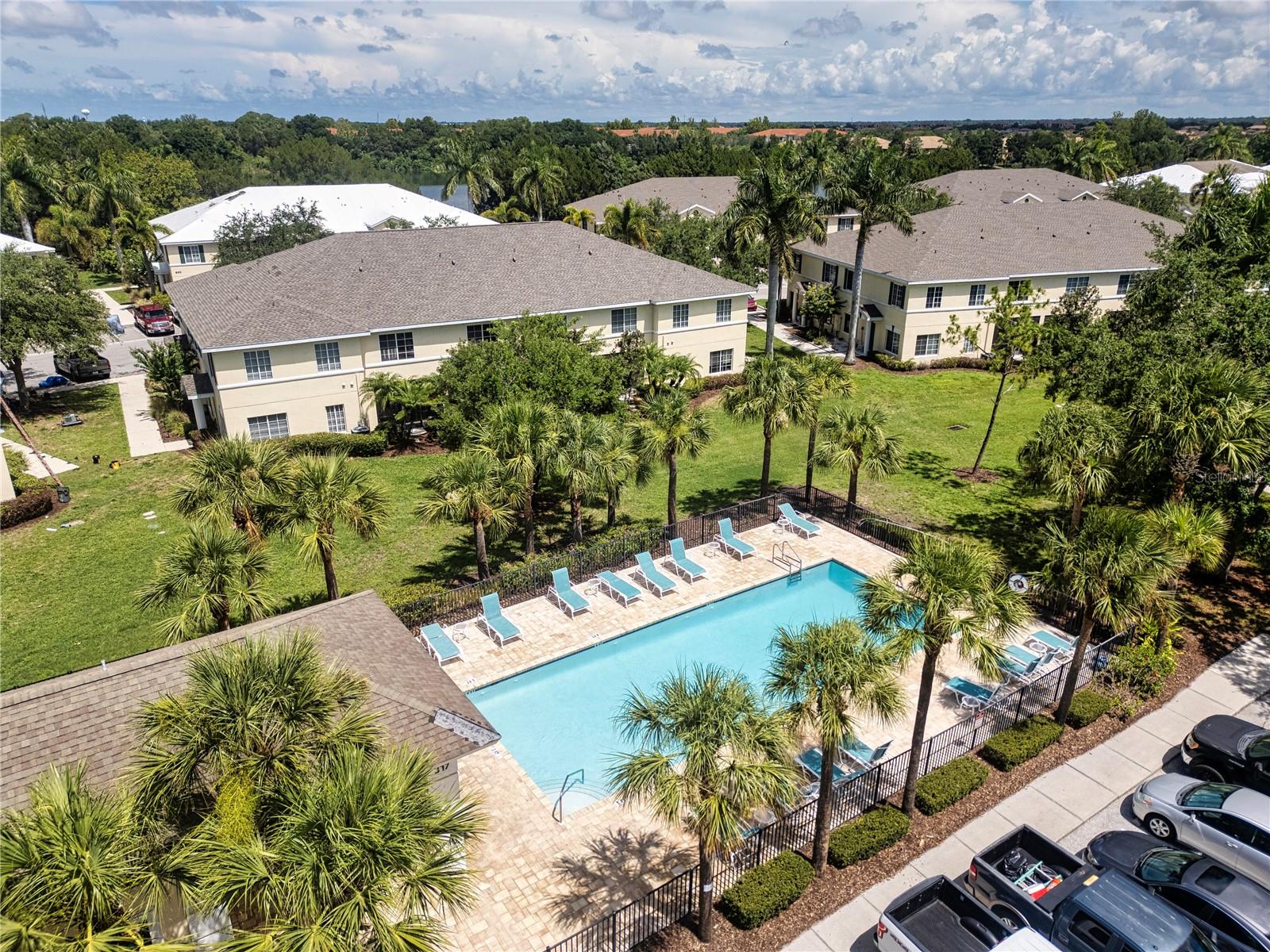 Image 5 of 27 For 311 Cape Harbour Loop 103